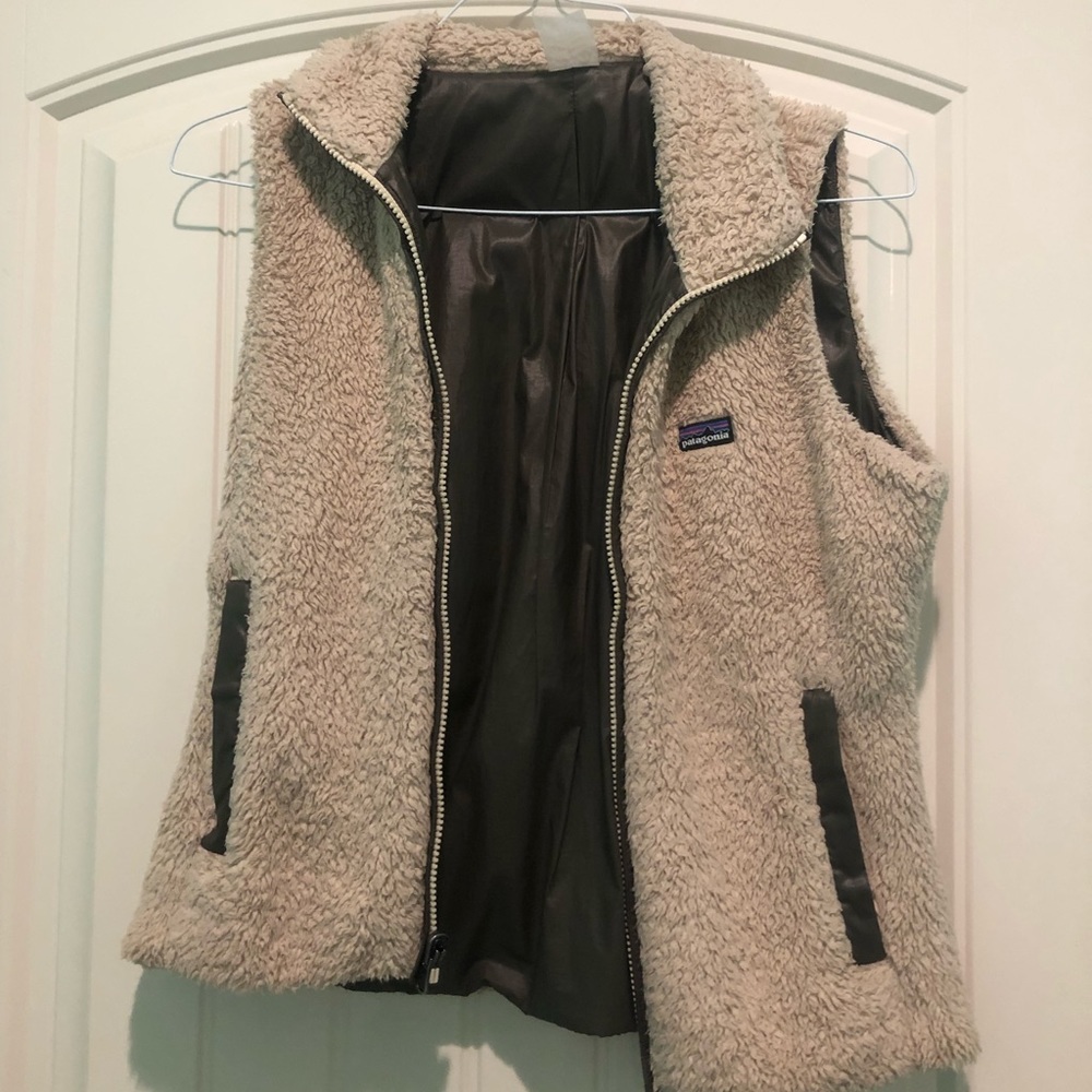 Patagonia Vest ** price dropped!!